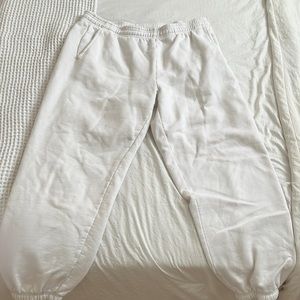 Aritzia the constant sweatpants